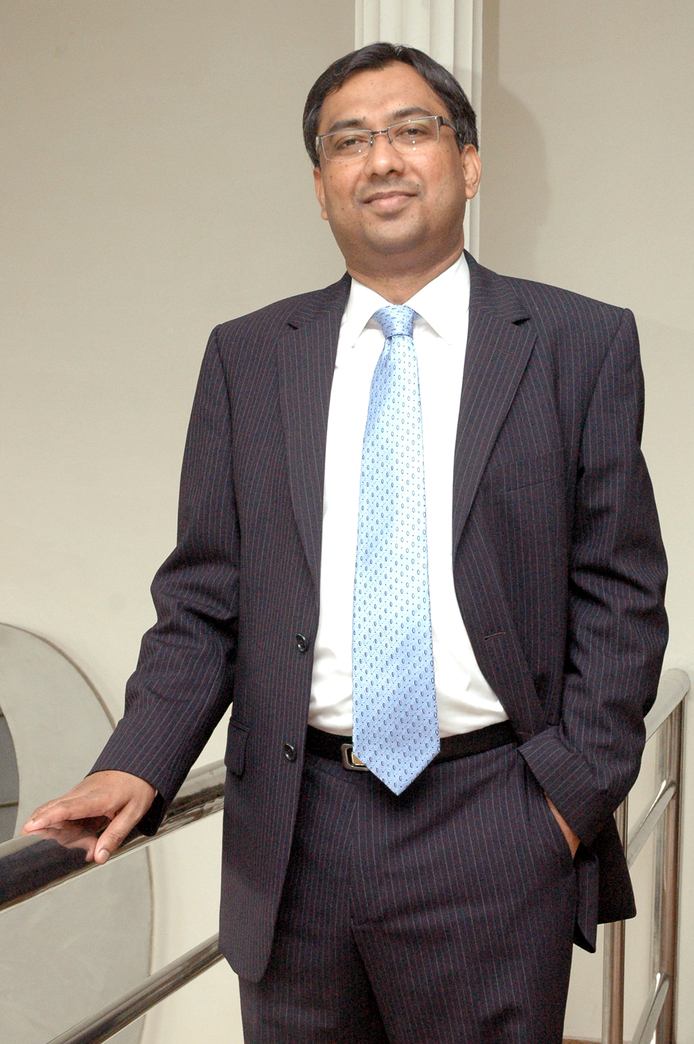 Dr. Satish  Kulkarni